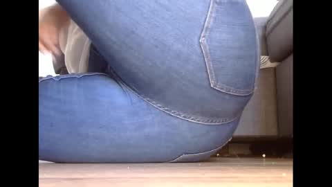 Snapshot of wet_pants2022 chatting on 03.04.25 wet_pants2022 online show from 03.04.25