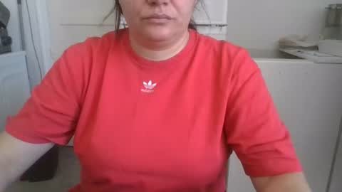 Snapshot of wet_pants2022 chatting on 10.16.25 wet_pants2022 online show from 10.16.25