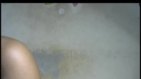 Snapshot of wet_pussy200 chatting on 02.15.26 Bella online show from 02.15.26