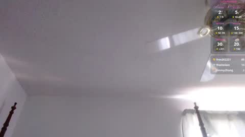 Snapshot of wetboybooty chatting on 03.11.25 wetboybooty online show from 03.11.25