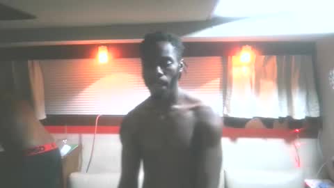 Snapshot of wetdreamsz101 chatting on 11.27.25 wetdreamz101 online show from 11.27.25