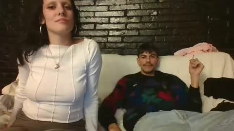 Sweet but .... online show from 01.04.25