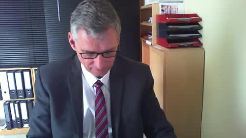 Snapshot of wetsuitedman chatting on 07.22.26 Franz online show from 07.22.26