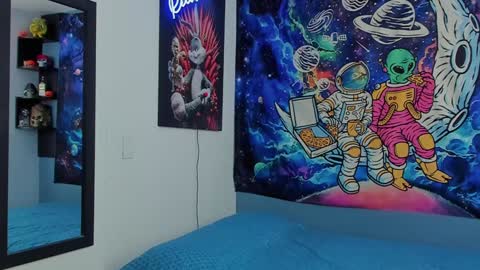 Snapshot of wexx_ chatting on 02.01.25 wex online show from 02.01.25