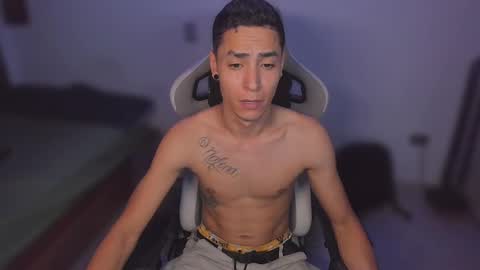 Snapshot of wexx_ chatting on 09.11.25 wex online show from 09.11.25