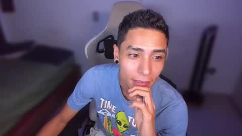 Snapshot of wexx_ chatting on 09.13.25 wex online show from 09.13.25