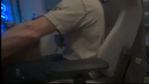 Snapshot of whardy091 chatting on 11.28.25 ShyGuy online show from 11.28.25