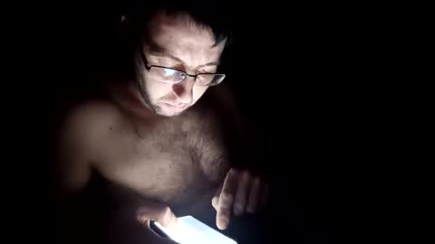 Snapshot of whatwouldyouliketosee chatting on 12.10.24 stoffy online show from 12.10.24