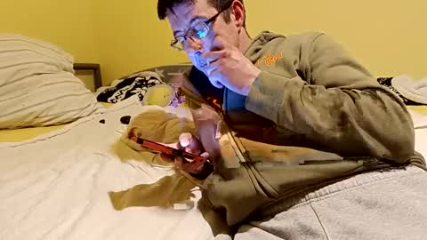 Snapshot of whatwouldyouliketosee chatting on 12.29.24 stoffy online show from 12.29.24