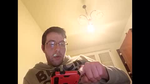 Snapshot of whatwouldyouliketosee chatting on 01.06.25 stoffy online show from 01.06.25