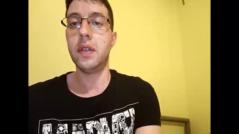 Snapshot of whatwouldyouliketosee chatting on 01.18.25 stoffy online show from 01.18.25