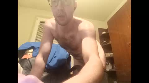 Snapshot of whatwouldyouliketosee chatting on 11.19.25 stoffy online show from 11.19.25