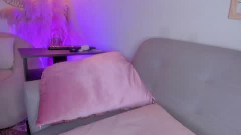 Sara  online show from 02.05.25