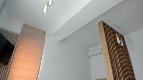 Snapshot of whisperoflust chatting on 01.07.25 Michael online show from 01.07.25