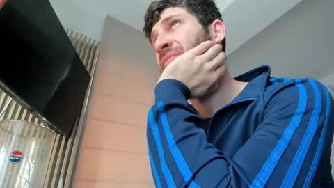 Snapshot of whisperoflust chatting on 03.08.25 Michael online show from 03.08.25