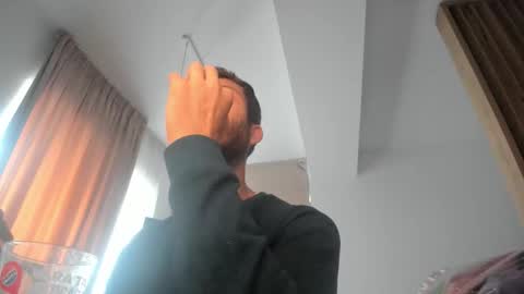 Snapshot of whisperoflust chatting on 10.09.25 Michael online show from 10.09.25