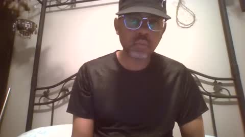 whisperw online show from 08.03.26