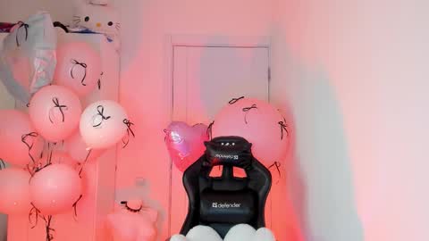 Snapshot of white_do11 chatting on 02.22.26 Bella online show from 02.22.26