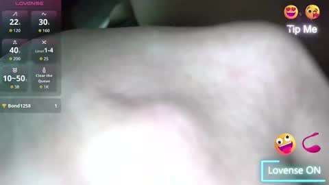 Snapshot of white_sexy_ chatting on 03.25.26 white_sexy_ online show from 03.25.26