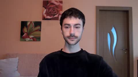 Snapshot of white_sport chatting on 11.07.25 Tom online show from 11.07.25