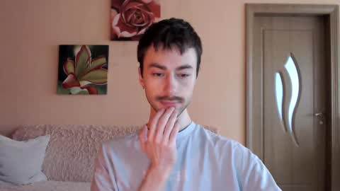 Snapshot of white_sport chatting on 02.06.26 Tom online show from 02.06.26