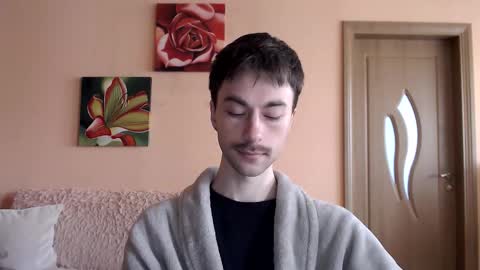 Snapshot of white_sport chatting on 03.05.26 Tom online show from 03.05.26