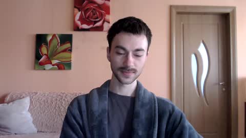 Snapshot of white_sport chatting on 04.03.26 Tom online show from 04.03.26