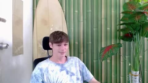 Snapshot of whiteboyinasia chatting on 09.22.25 Christian online show from 09.22.25