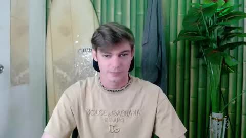 Snapshot of whiteboyinasia chatting on 09.27.25 Christian online show from 09.27.25