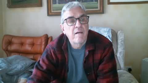 whitebriefs009 online show from 01.05.25