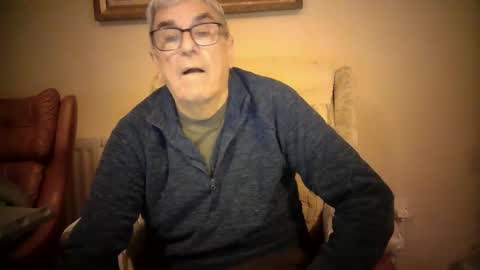 whitebriefs009 online show from 01.08.26