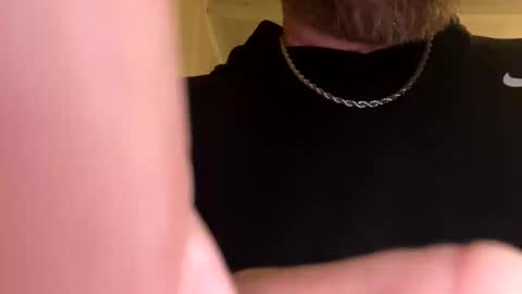 Snapshot of whitechoc2012 chatting on 10.31.25 whitechoc2012 online show from 10.31.25