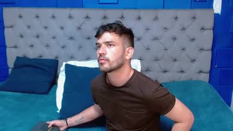 Snapshot of whitedylan9 chatting on 02.07.25 Dylan white online show from 02.07.25