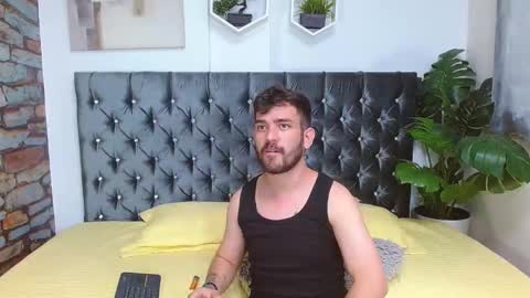 Snapshot of whitedylan9 chatting on 02.15.25 Dylan white online show from 02.15.25