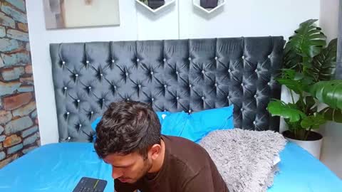 Snapshot of whitedylan9 chatting on 02.26.25 Dylan white online show from 02.26.25