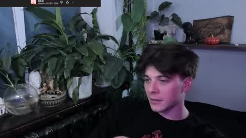 Gus online show from 10.28.25