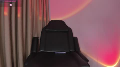 Kitty online show from 02.15.25