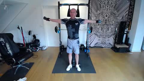 Snapshot of whiterabbit_86 chatting on 09.16.25 whiterabbit_86 online show from 09.16.25