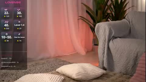 whitneyandrews online show from 12.14.25