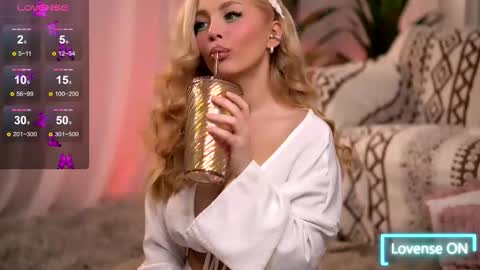 whitneyandrews online show from 02.14.26