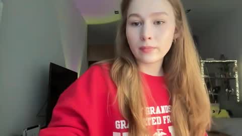 Alisa online show from 10.26.25