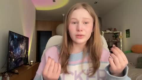 Snapshot of whoisalisa chatting on 03.07.26 Alisa online show from 03.07.26