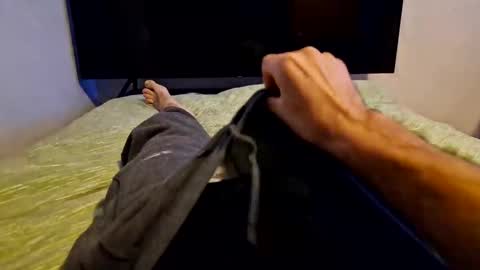 whoknowssomeone online show from 11.07.25