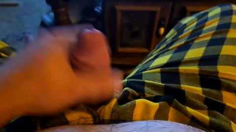 Snapshot of whorekneeweeny chatting on 11.15.25 whorekneeweeny online show from 11.15.25