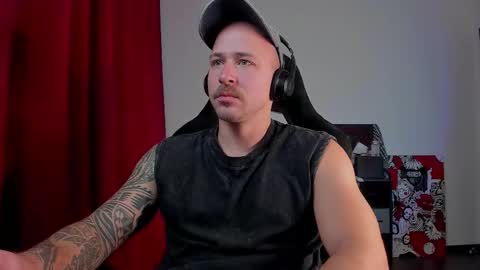 Snapshot of why_you_so_serious chatting on 10.22.25 VI online show from 10.22.25