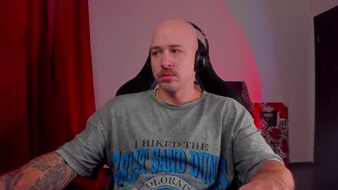 Snapshot of why_you_so_serious chatting on 10.31.25 VI online show from 10.31.25