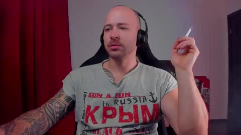 Snapshot of why_you_so_serious chatting on 11.06.25 VI online show from 11.06.25