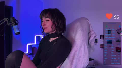 Snapshot of whysosweet chatting on 01.06.25 iggy iggz online show from 01.06.25