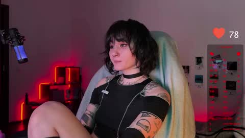 Snapshot of whysosweet chatting on 02.22.25 iggy iggz online show from 02.22.25