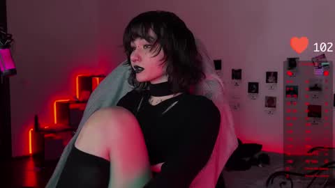 Snapshot of whysosweet chatting on 03.02.25 iggy iggz online show from 03.02.25